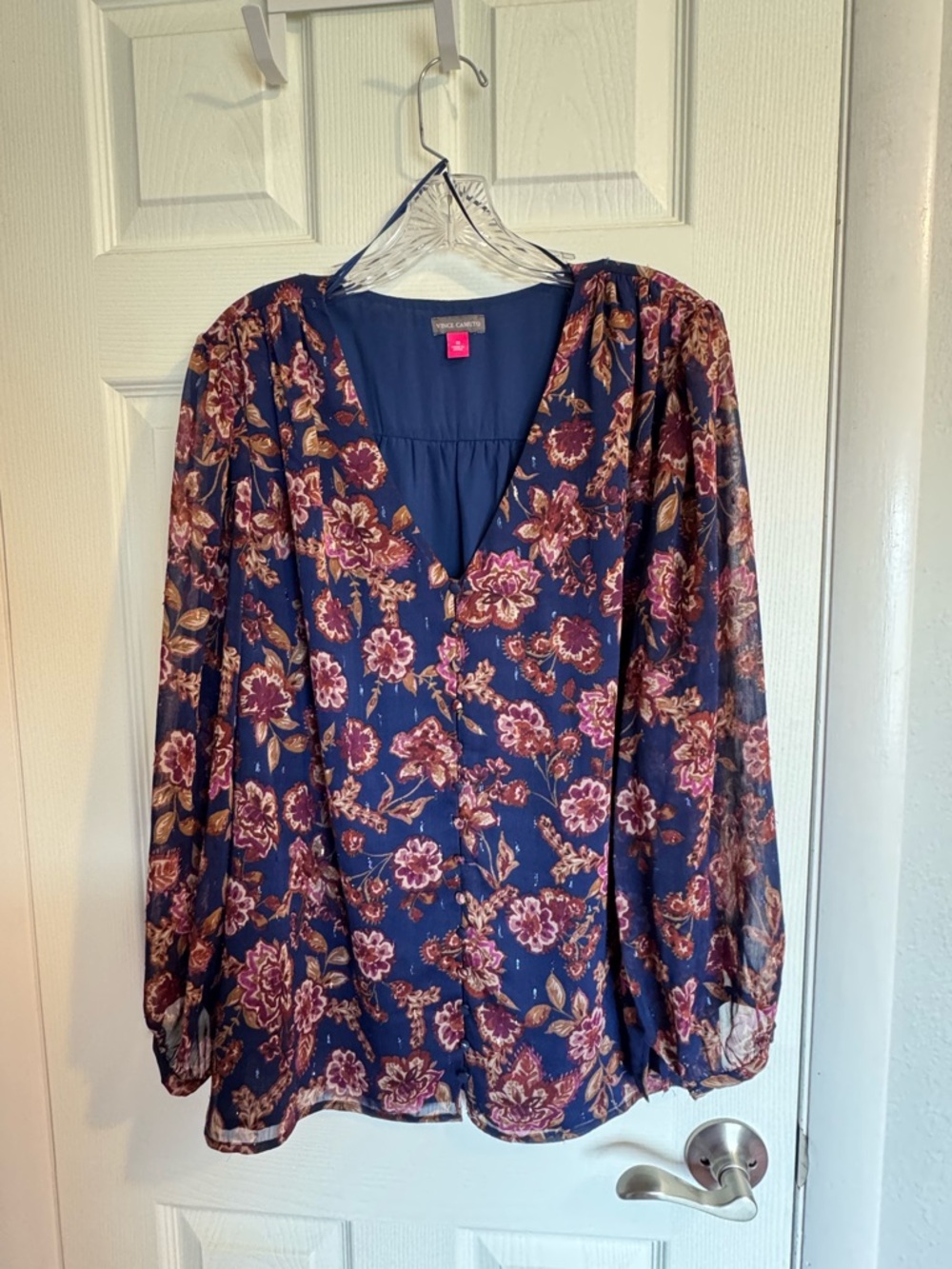 Vince Camuto Navy Floral V-Neck Puff Sleeve Blouse